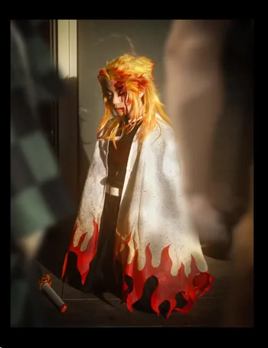 Vista 7 de Disfraz de kimono de Demon Tanjiro con arete para cosplay de Shinobu Zenitsu Giyuu Tomioka para mujeres y hombres