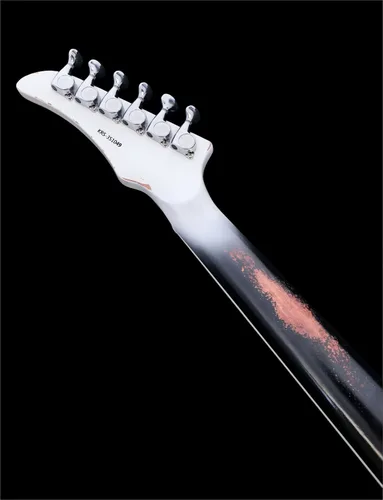 Vista 5 de KGD Relic - Guitarra eléctrica de metal pesado de 6 cuerdas con tuerca de hueso, guitarra eléctrica profesional para adultos (negro y blanco)