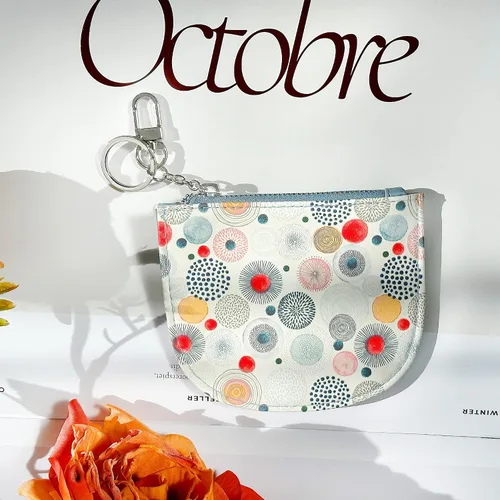 Vista 2 de Rose Lake Monedero pequeño para mujer, cartera con tarjetero para damas y niñas, bonita bolsa de cuero con cremallera con llavero y cierre de metal