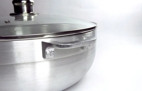 Vista 2 de Uniware Horno holandés Caldero de calibre pesado de aluminio con tapa de vidrio, plata (13.5 QT)