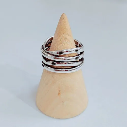 Vista 5 de Anillo de cadena ajustable multicapa de plata brillante, anillos de fiesta de moda para mujer, anillos de compromiso para mujer 2024..