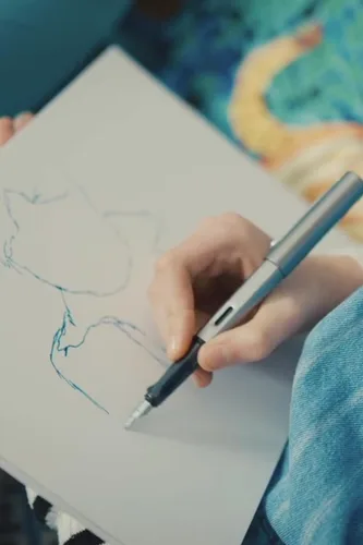 Vista 5 de Lamy AL-star - Bolígrafo estilográfico, diseño elegante, los mejores bolígrafos para escritura suave, aluminio claro, bolígrafo de punta extra fina