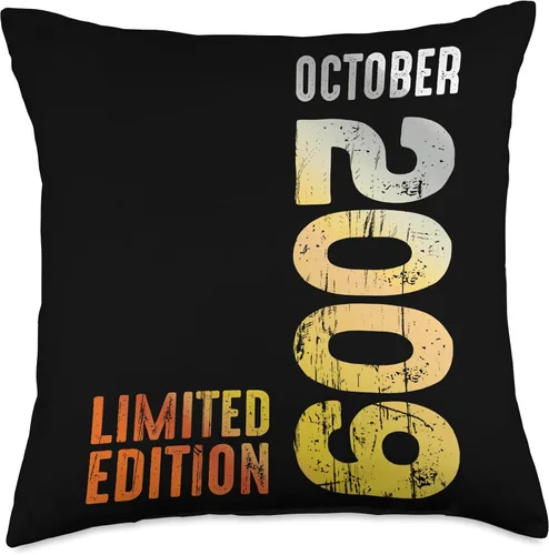 Vista 4 de Since October 2009 Retro 2009 Vintage 2009 October Throw Pillow