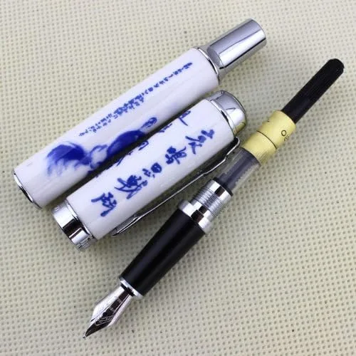 Vista 5 de Gullor Pluma estilográfica Jinhao 950 Porcelana Azul y Blanca con Caligrafía China y Punta Fina Caballo
