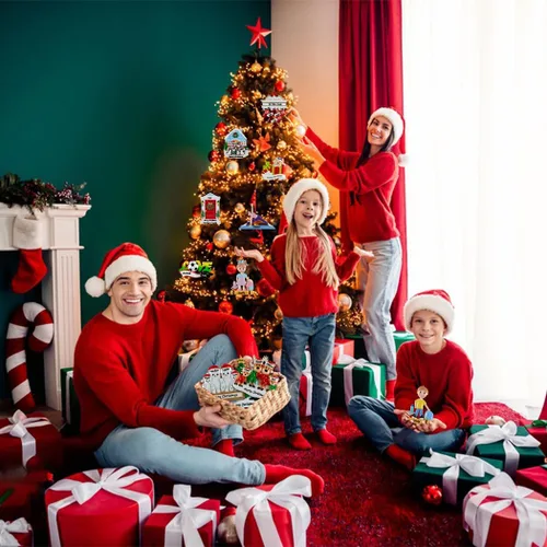 Vista 5 de 2025 Adorno de Navidad Familiar - Adorno Personalizado de Familia de 3 de Jengibre - Adornos de Navidad de Pareja Horneando Galletas - Adornos 2025