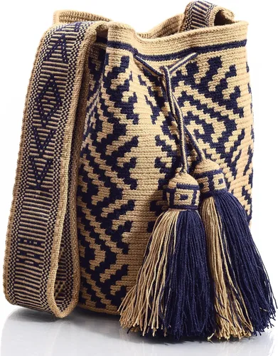 Vista 3 de WYOU Designer Collection, Handwoven Hobo Bucket Bag in Wayuu Crochet