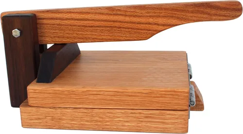 Vista 2 de Prensa de tortilla de 8 pulgadas de roble rojo – Elaborada a mano, fabricante de tortillas de madera dura por Central Coast Woodworks