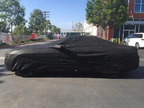 Vista 5 de Cubierta para auto, a medida, 2015-2017 para Ford Mustang, Xtrashield, color negro, de CarsCover