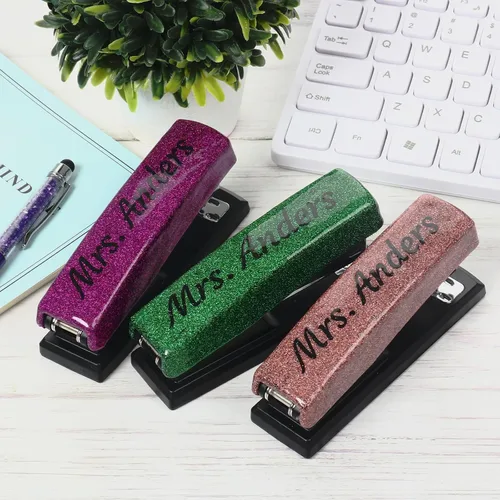 Vista 5 de OXYEFEI Linda engrapadora personalizada con purpurina, engrapadora para escritorio, grapadora para aula, oficina, sin grapa, regalo de Navidad, Verde