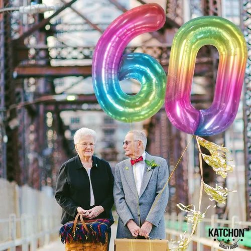 Vista 9 de Globos gigantes del número 60 para cumpleaños de niña – 40 pulgadas Globo arcoíris 60 para decoraciones de cumpleaños 60 para niñas Globos