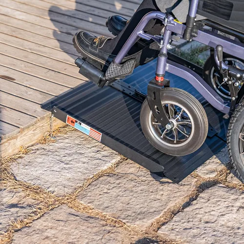 Vista 7 de WHALEMOTOR Rampa portátil para silla de ruedas negra, rampa de aluminio sin costuras y antideslizante de 2 pies, rampas plegables portátiles