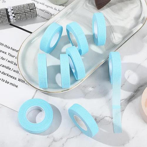 Vista 5 de UPINS 24 rollos de cinta de pestañas, cinta de tela microporosa transpirable para suministros de extensión de pestañas (verde) Self Adhesive