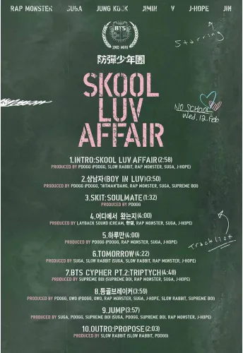 Vista 3 de BTS (Skool LUV Affair) 2º mini álbum Bangtan Boys CD+Photobook+Photocard+Gift (tarjetas BTS extra y 1 tarjeta de fotos de doble cara)