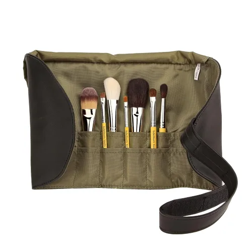 Vista 3 de Bdellium Tools Profesional Maquillaje Línea de Viaje Básico 7pc. Juego de cepillos con bolsa enrollable