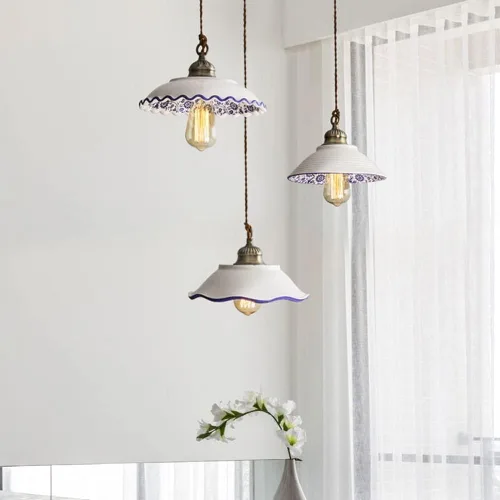 Vista 4 de MARURY Lámpara colgante de techo, luz colgante de porcelana azul y blanca, lámpara clásica de cerámica pequeña ajustable para cocina, isla