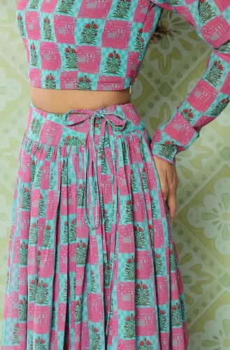 Vista 8 de Janasya Lehenga Choli estampado étnico digital de Georgette verde salvia para mujer