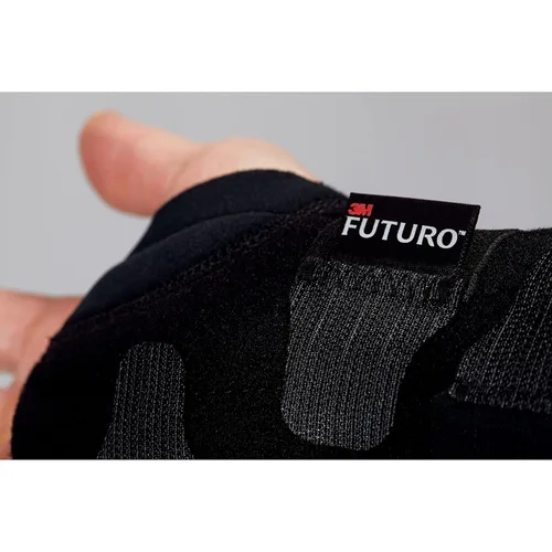 Vista 13 de Muñequera estabilizadora de compresión FUTURO, para mano derecha, tamaño pequeño/mediano, proporciona soporte a muñecas lesionadas, diseño fácil