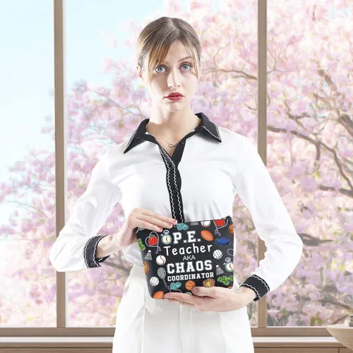 Vista 4 de P.E. Teacher Chaos Coordinator - Bolsa con cremallera para educación física, regalo para profesores, gimnasio, regalo para profesores, regalo
