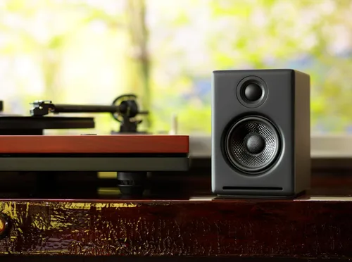 Vista 10 de Altavoces de sobremesa Audioengine A2+ inalámbricos Bluetooth de 24 bits - Altavoces de computadora de 60W para música