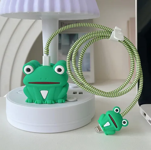 Vista 21 de Funda Protectora Bonita para Cable Cargador Adaptador USB-C de 20W para iPhone, Diseño Único Divertido Kawaii de Dibujos Animados 3D Funda