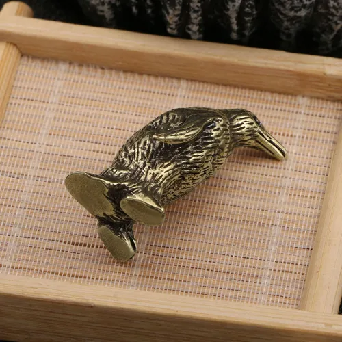 Vista 5 de DTREEL Figuras en miniatura modelo de pingüino emperador de latón, bronce interesante animales marinos estatua escultura adorno de escritorio bonsái