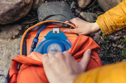 Vista 3 de Gregory Mountain Products Juno 24 H2O Mochila de hidratación para mujer, color azul laguna
