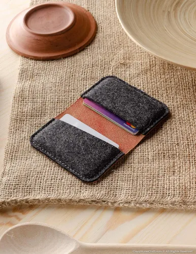 Vista 26 de Crazy Horse Craft Personalized Leather Card Holder, Business Card Case Felt Alpine Green