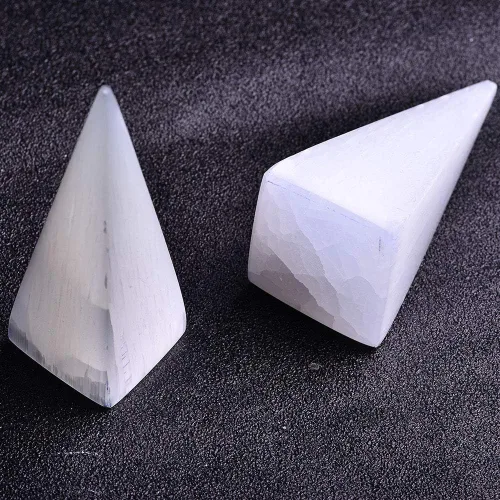 Vista 4 de JIC Gem Piedra de cristal de selenita blanca con fuertes efectos curativos y calmantes, A-pyramid 4