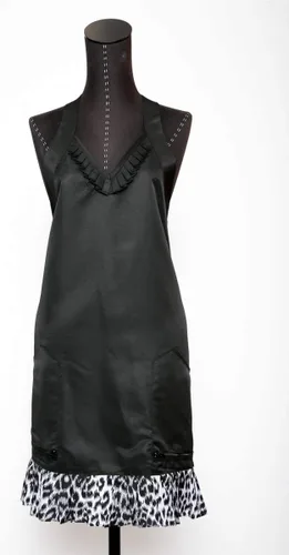 Vista 5 de BeautyLove Delantal de salón para mujer, diseño de guepardo, blanco y negro, con volantes, plisado, dos grandes cremalleras, bolsillos de poliéster
