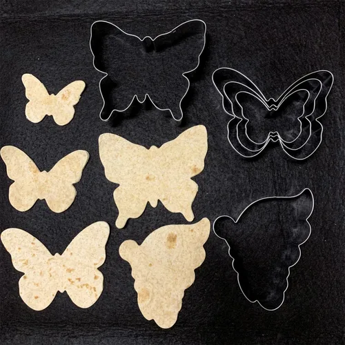 Vista 7 de LUBTOSMN Juego de 5 cortadores de galletas de mariposa Fondant