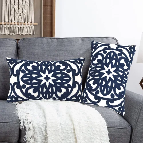 Vista 60 de Alysheer Funda de almohada decorativa bordada de 18 x 18 pulgadas, acogedora y fresca funda de cojín bohemia con diseño de mandala chic de punto