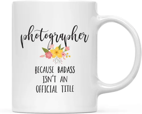 Vista 43 de Andaz Press Taza de café de 11 onzas, regalo de broma, tía porque Badass no es un título oficial, gráfico floral, 1 paquete