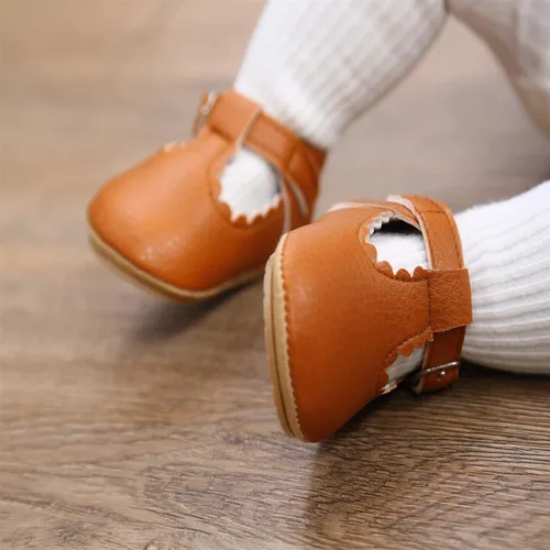 Vista 4 de myppgg Zapatos planos Mary Jane para bebé niña, con lazo brillante, vestido de princesa, zapatos de cuna antideslizantes para niños pequeños que