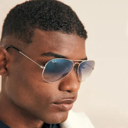 Vista 25 de Ray-Ban RB3025 Classic Aviator Sunglasses