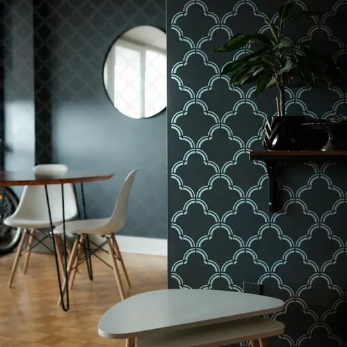 Vista 7 de PINKIPO® Marrakech Trellis - 2 plantillas XL para pared y piso para pintar, patrón marroquí de Mylar reutilizable Ogee y plantilla de borde incluida