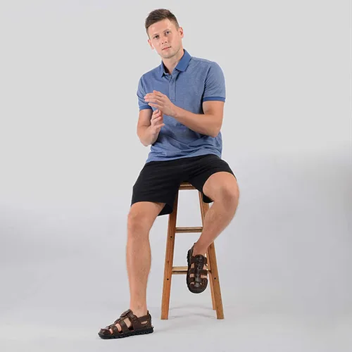 Vista 6 de UPIShi Sandalias de cuero con punta cerrada para hombre, zapatos de verano ajustables para pescador al aire libre