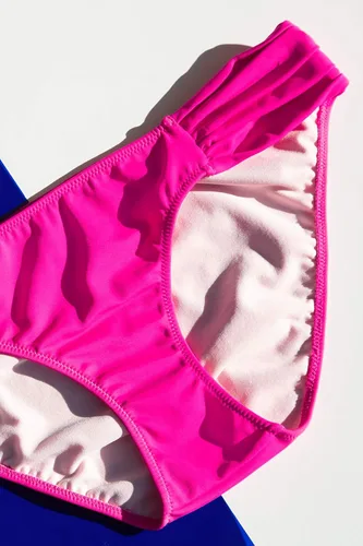 Vista 8 de Smart & Sexy Parte inferior de bikini con fruncido lateral secreto para mujer