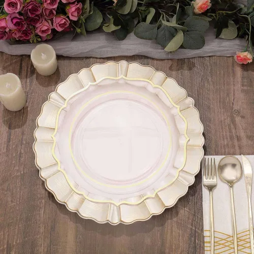 Vista 9 de Efavormart Paquete de 6 Cargadores de Platos de Cena de Plástico Acrílico Beige de 13" con Borde Festoneado Ondulado Cepillado en Dorado