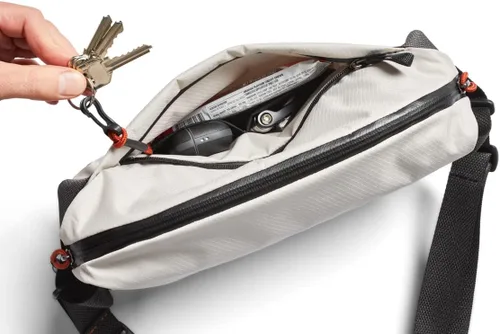 Vista 4 de Bellroy Lite Sling (bolsa cruzada ligera), Tiza, talla única