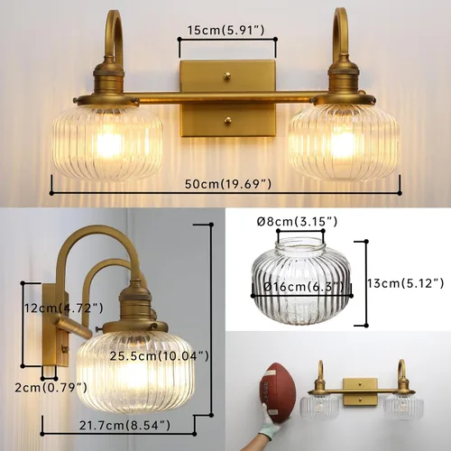Vista 2 de Aplique de pared de vidrio de 2 luces con pantalla de globo a rayas transparentes, lámpara de pared de latón envejecido industrial para sala