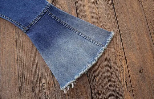 Vista 6 de MODNTOGA Pantalones de mezclilla para niñas bebés, pantalones acampanados vintage, pantalones acampanados para niños, ropa occidental para niñas