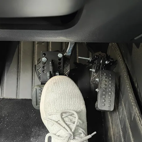 Vista 2 de Extensores de pedal de freno y acelerador, extensor de pedal de coche para personas bajas