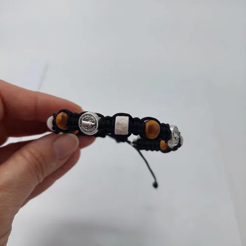 Vista 3 de Pulsera Medjugorje, Pulsera Rosario de Piedra Natural, Hecho a mano en Medjugorje, Cuentas de Piedra, Cuentas de Madera, Medalla Virgen María