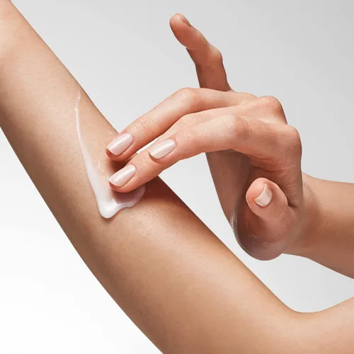 Vista 4 de NEOSTRATA GLYCOLIC RENEWAL Loción suavizante ligera rejuvenecimiento de la piel para cara, cuerpo y manos, sin aceite, sin fragancia, 6.8 onzas