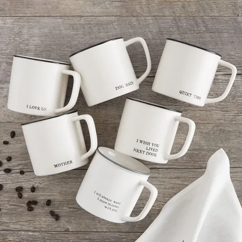 Vista 2 de Santa Barbara Design Studio Tazas de café en blanco y negro con diseños cara a cara, taza de cerámica, 16 onzas, 5 minutos más color fantasía