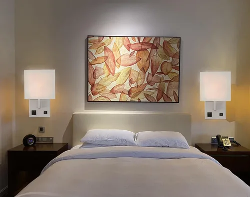 Vista 3 de HomeFocus - Lámpara de pared de noche con tomacorriente, lámpara de pared, apliques de pared, lámpara de pared para dormitorio, sala de estar