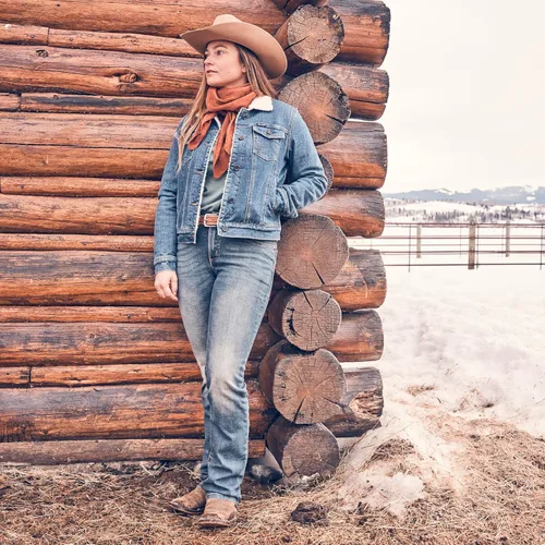 Vista 4 de Wrangler Jeans de equitación para mujer Q Baby Mid Rise Cut Ultimate