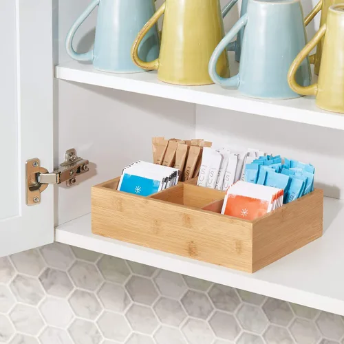 Vista 2 de mDesign Caja organizadora de bambú para almacenamiento de té y alimentos, estuche de madera para bolsas de té, café, aperitivos, azúcar