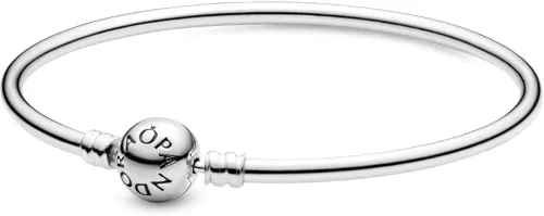 Vista 3 de Pulsera Pandora Moments con dijes y cierre Pandora, 7,5 in, Metal, Circonita cúbica