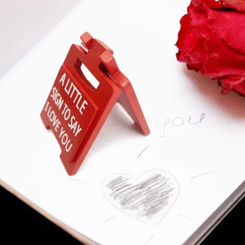 Vista 4 de NOGAY A Little Sign to Say I Love You Fun San Valentín, novia o novio, regalo romántico de lenguaje de amor, mini placa decorativa para escritorio 1